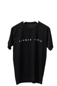 黒の刺繍入りTシャツ